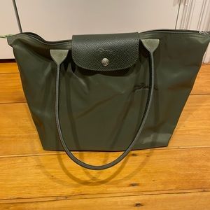 Longchamp Nylon and Leather Le Pliage Tote— like new!